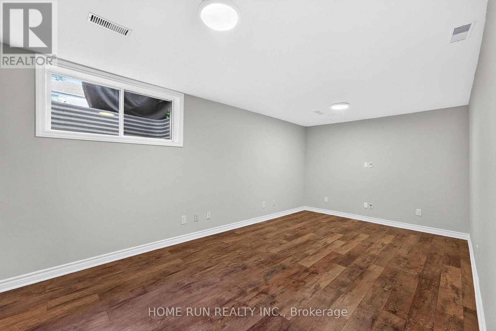 164 GRAY CRESCENT - 30