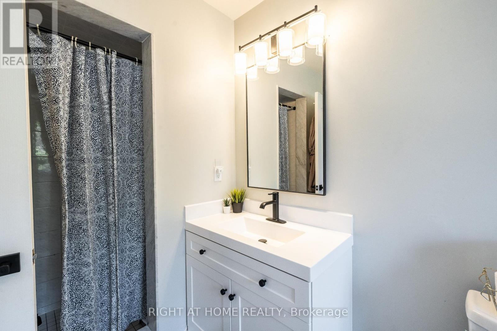 604 LUMBERTON CRESCENT - 20