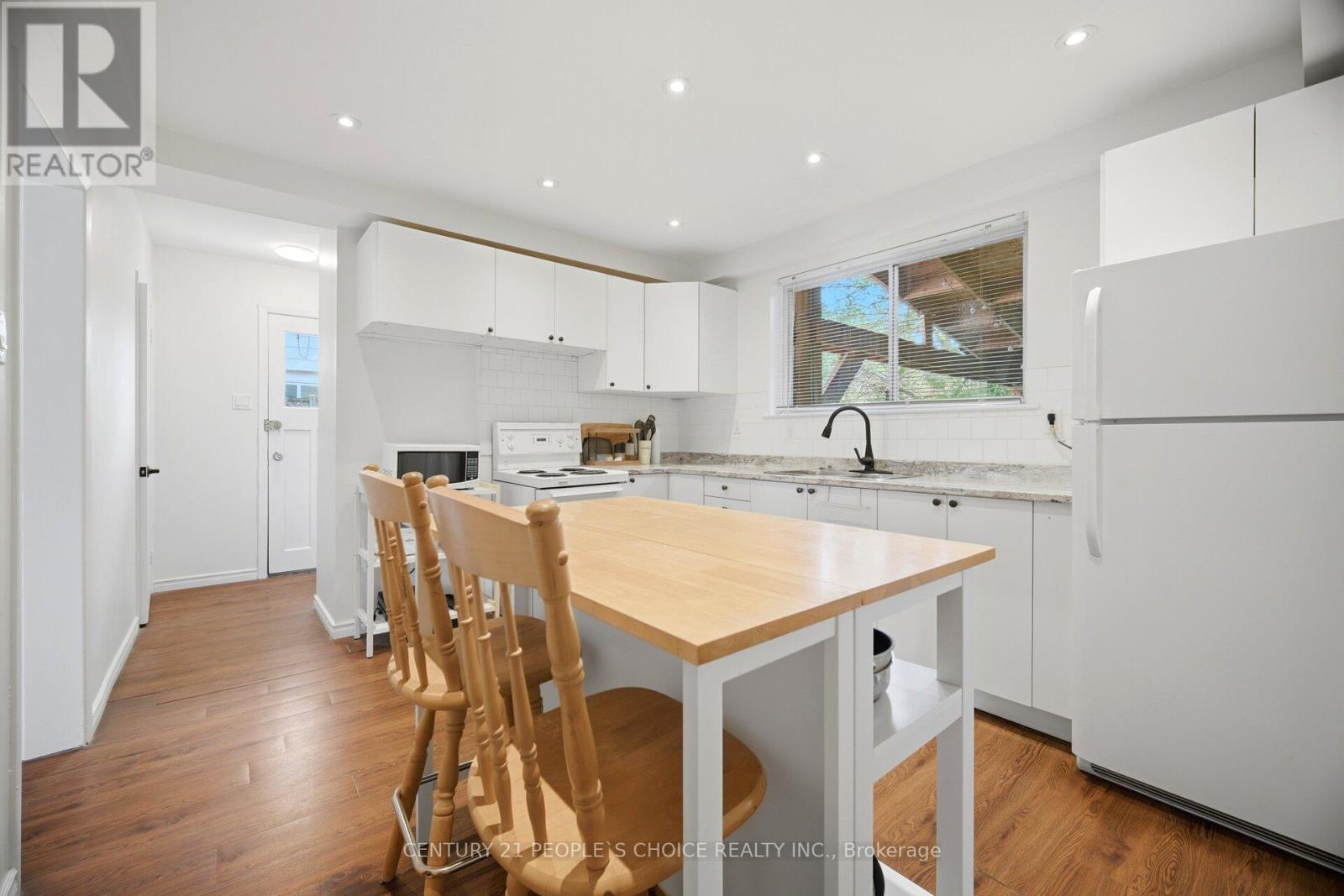 4 FURNESS CRESCENT - Image 14