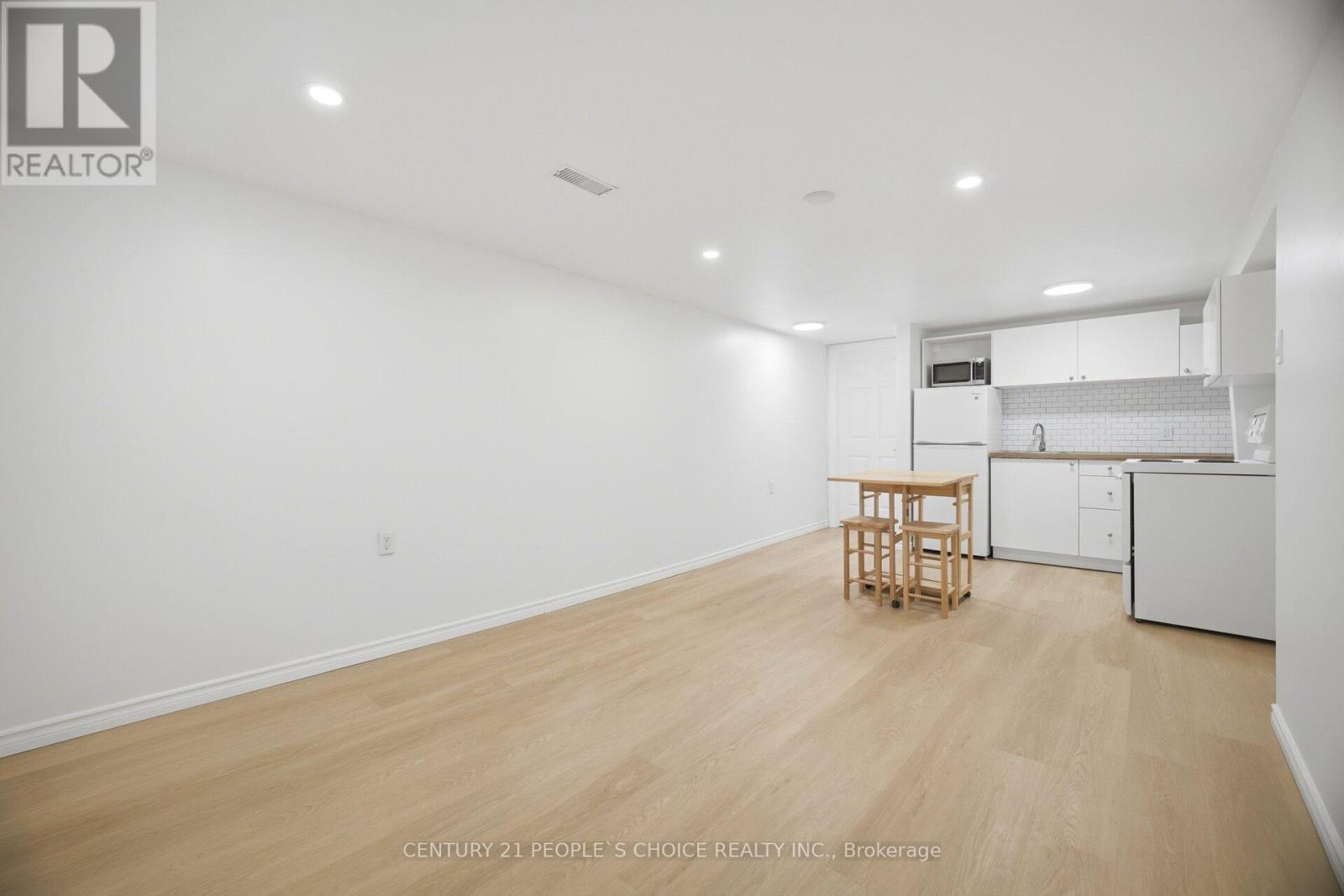 4 FURNESS CRESCENT - Image 30