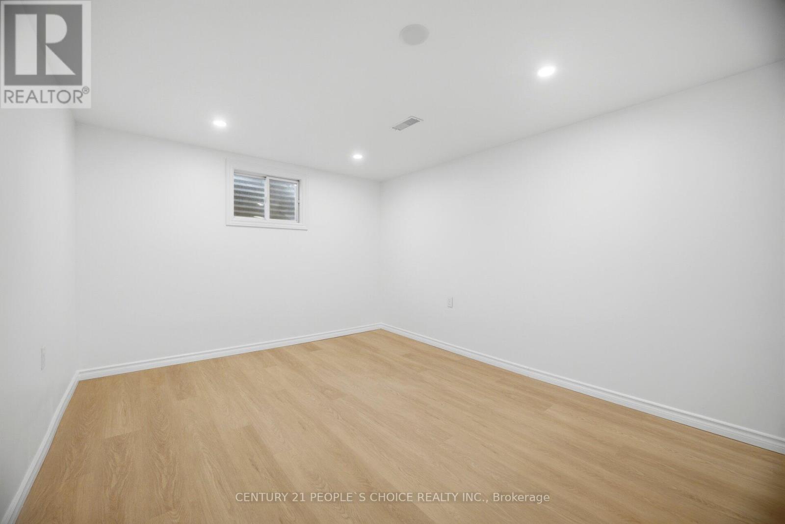 4 FURNESS CRESCENT - Image 31