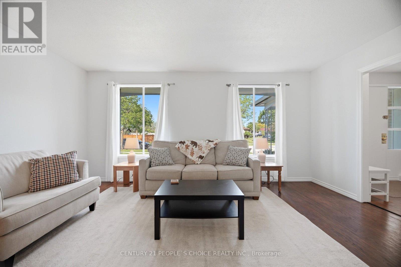 4 FURNESS CRESCENT - Image 7