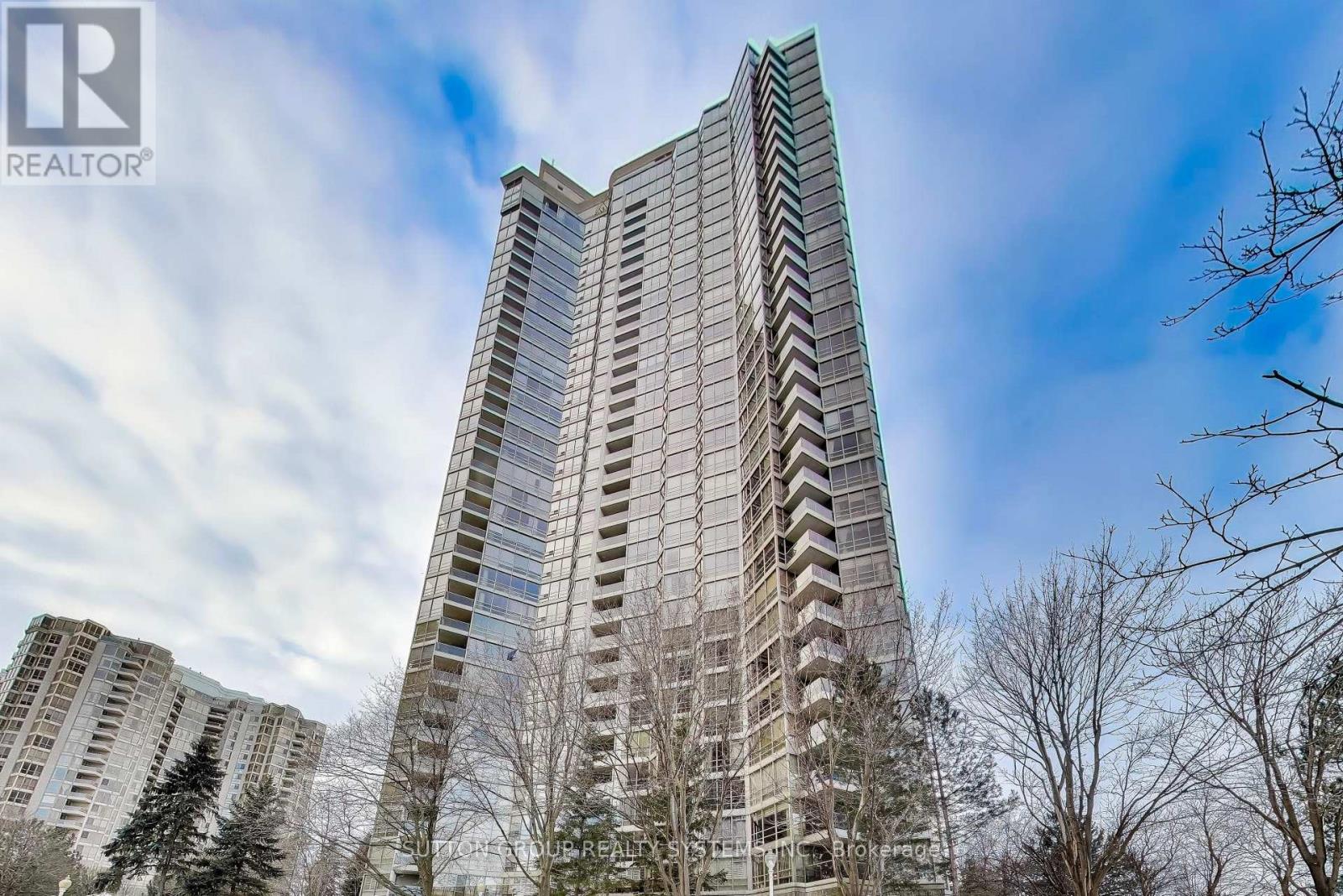 #3307 45 KINGSBRIDGE GARDEN CIRCLE N - 1