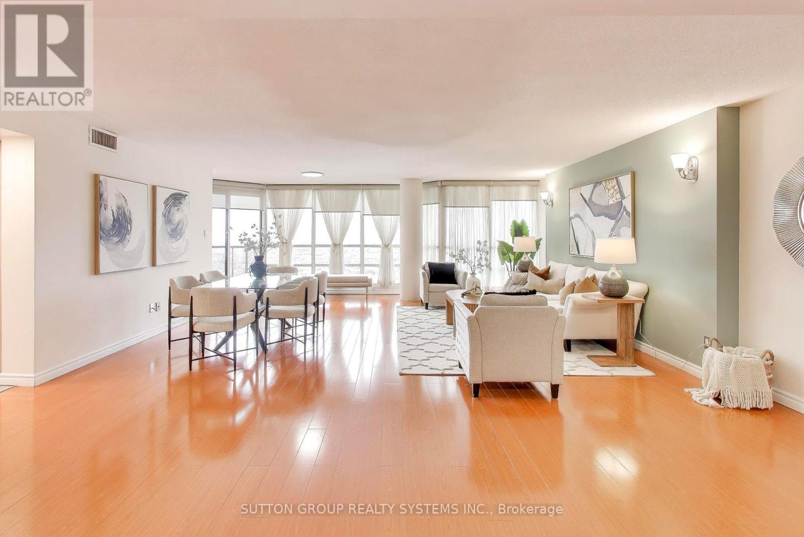#3307 45 KINGSBRIDGE GARDEN CIRCLE N - 5