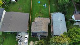 Foyer - 417 Lachance Street, Somerset, MB R0G2L0 Photo 6