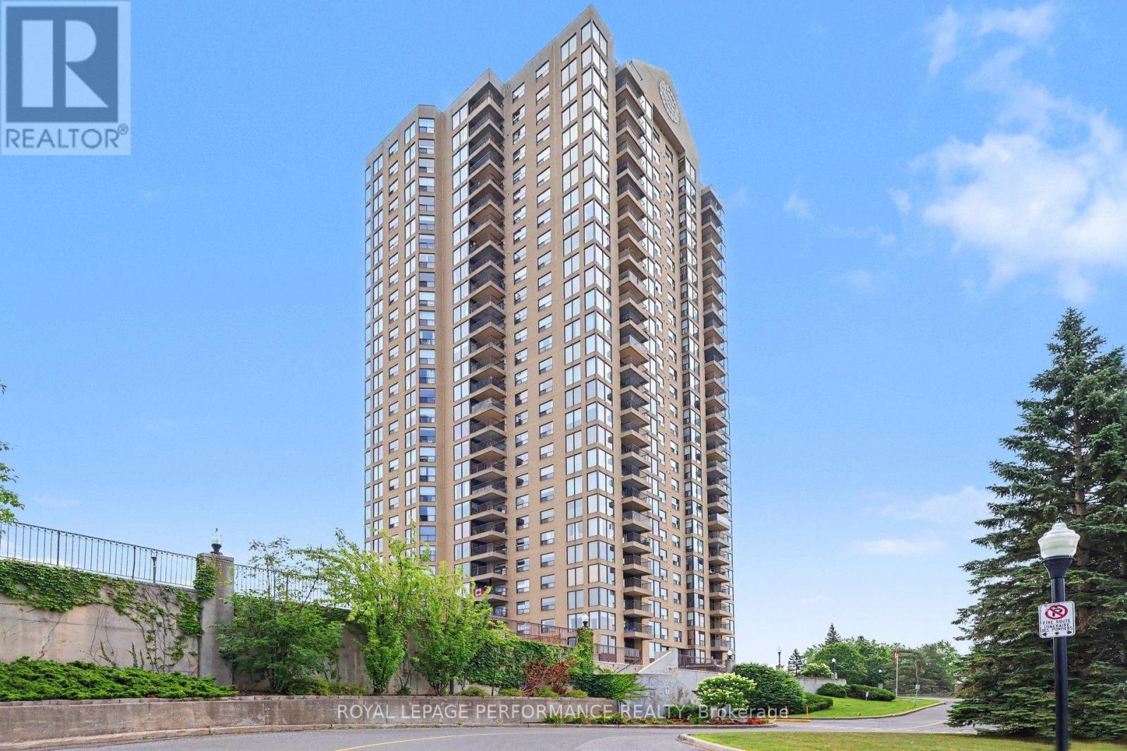 #2702 545 ST LAURENT BOULEVARD - Image 22