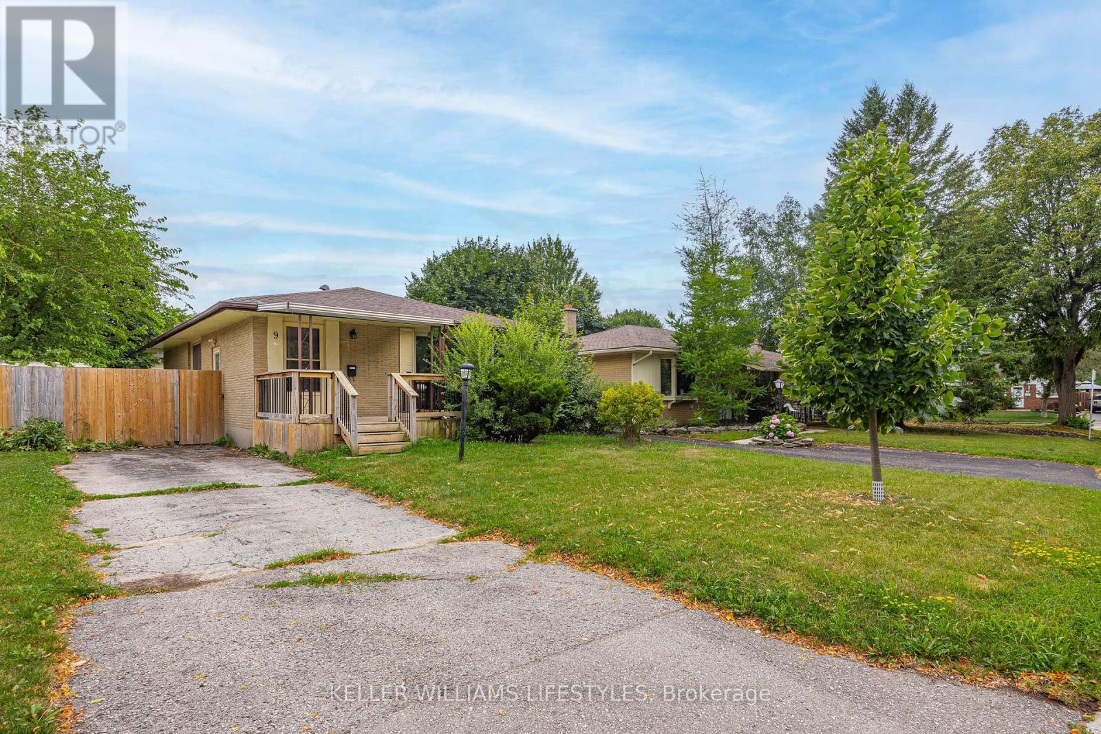 9 BUCHAN ROAD - 1