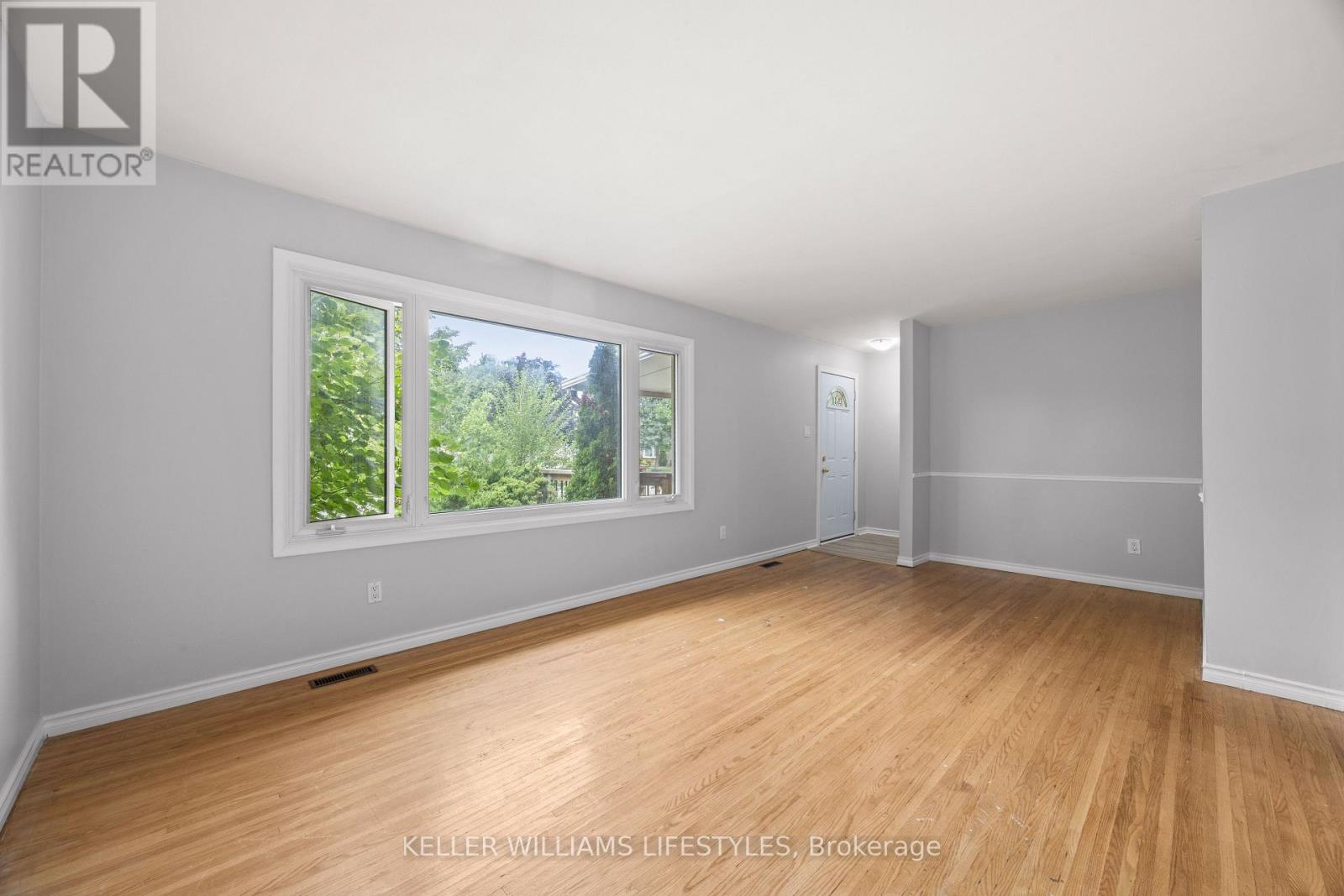 9 BUCHAN ROAD - 8