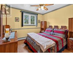 336 Water Street thumbnail 16