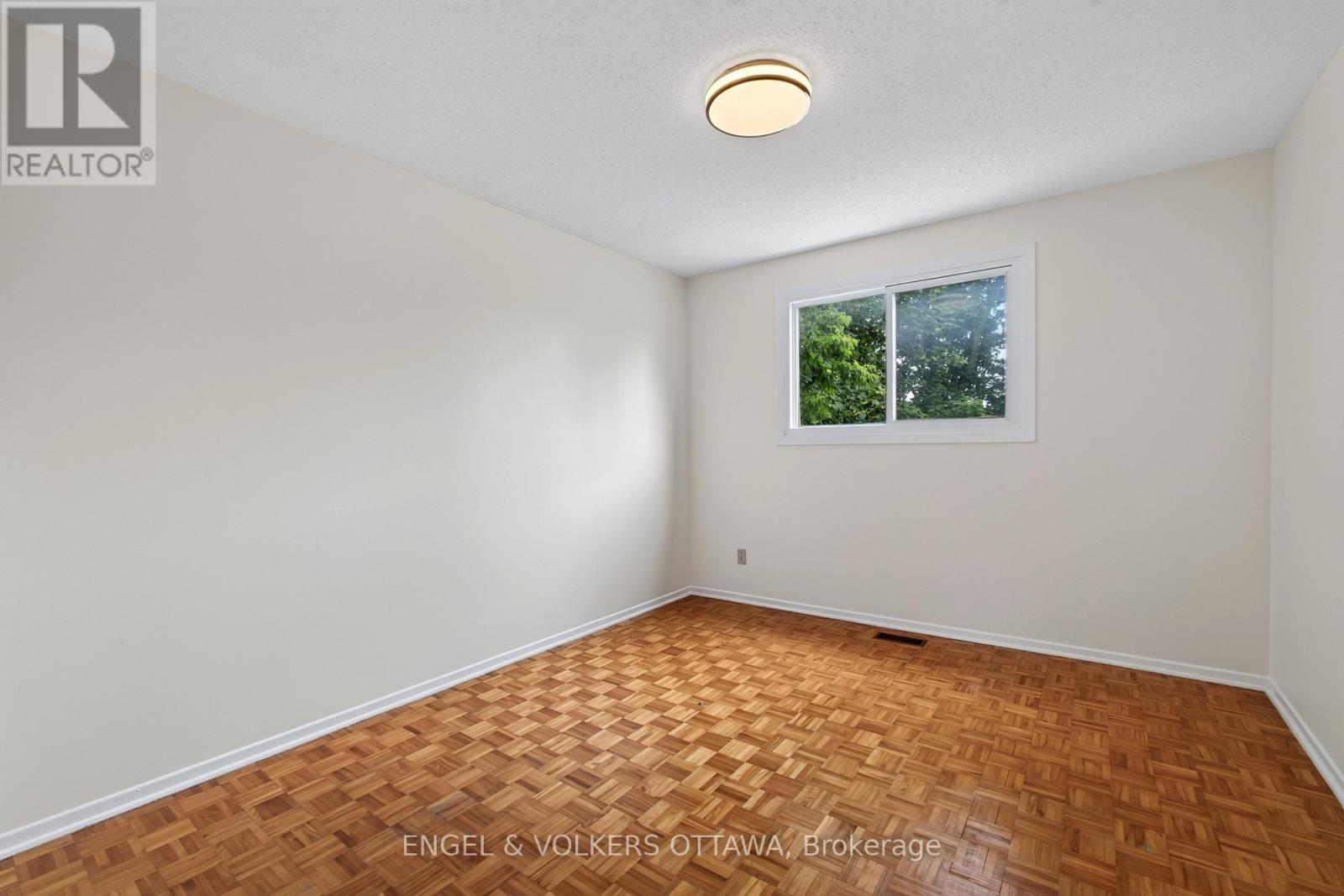 4 Bed, 2 Bath House for Rent in Ottawa – 176 BIRCH HILL PRIVATE, Ottawa – MLS# X13623912 - Image 21