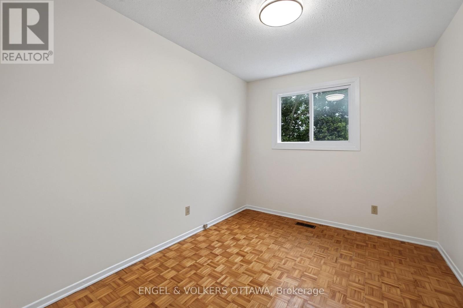 4 Bed, 2 Bath House for Rent in Ottawa – 176 BIRCH HILL PRIVATE, Ottawa – MLS# X13623912 - Image 25
