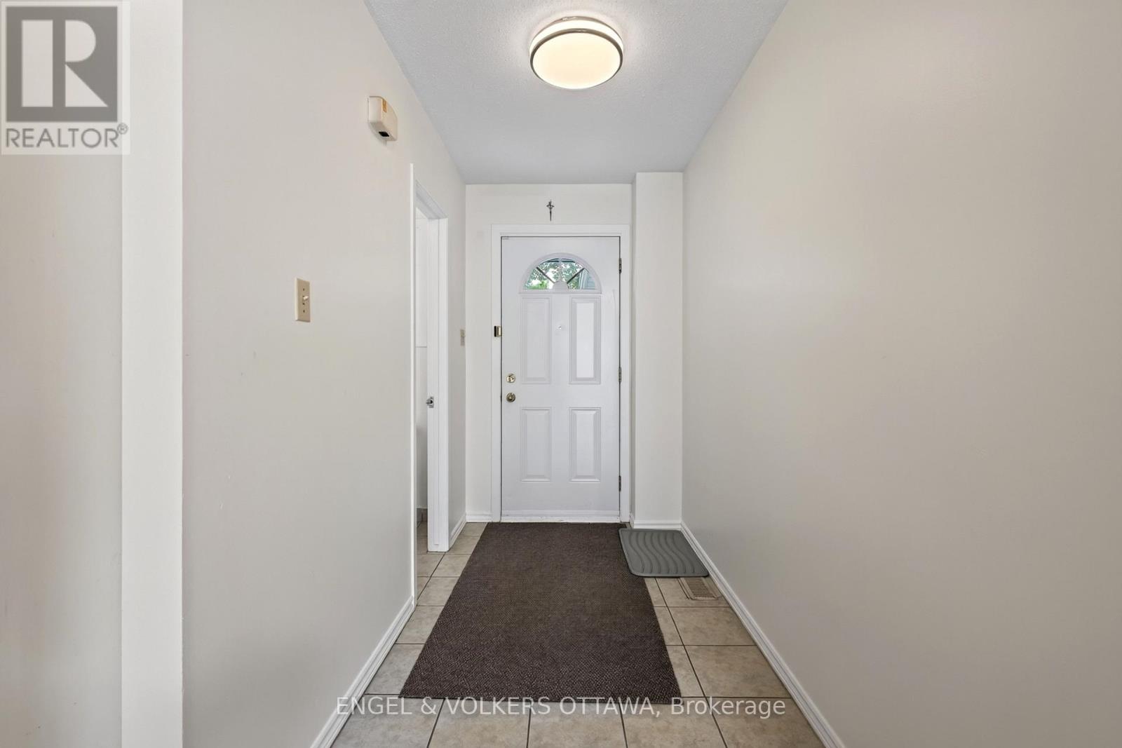 4 Bed, 2 Bath House for Rent in Ottawa – 176 BIRCH HILL PRIVATE, Ottawa – MLS# X13623912 - Image 6