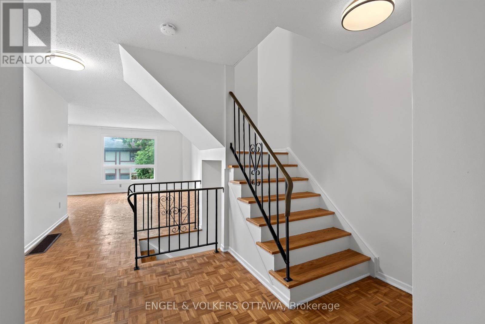 4 Bed, 2 Bath House for Rent in Ottawa – 176 BIRCH HILL PRIVATE, Ottawa – MLS# X13623912 - Image 8