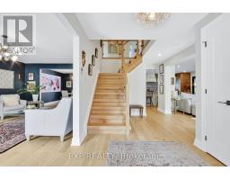 895 DRESDEN CRESCENT — photo 3