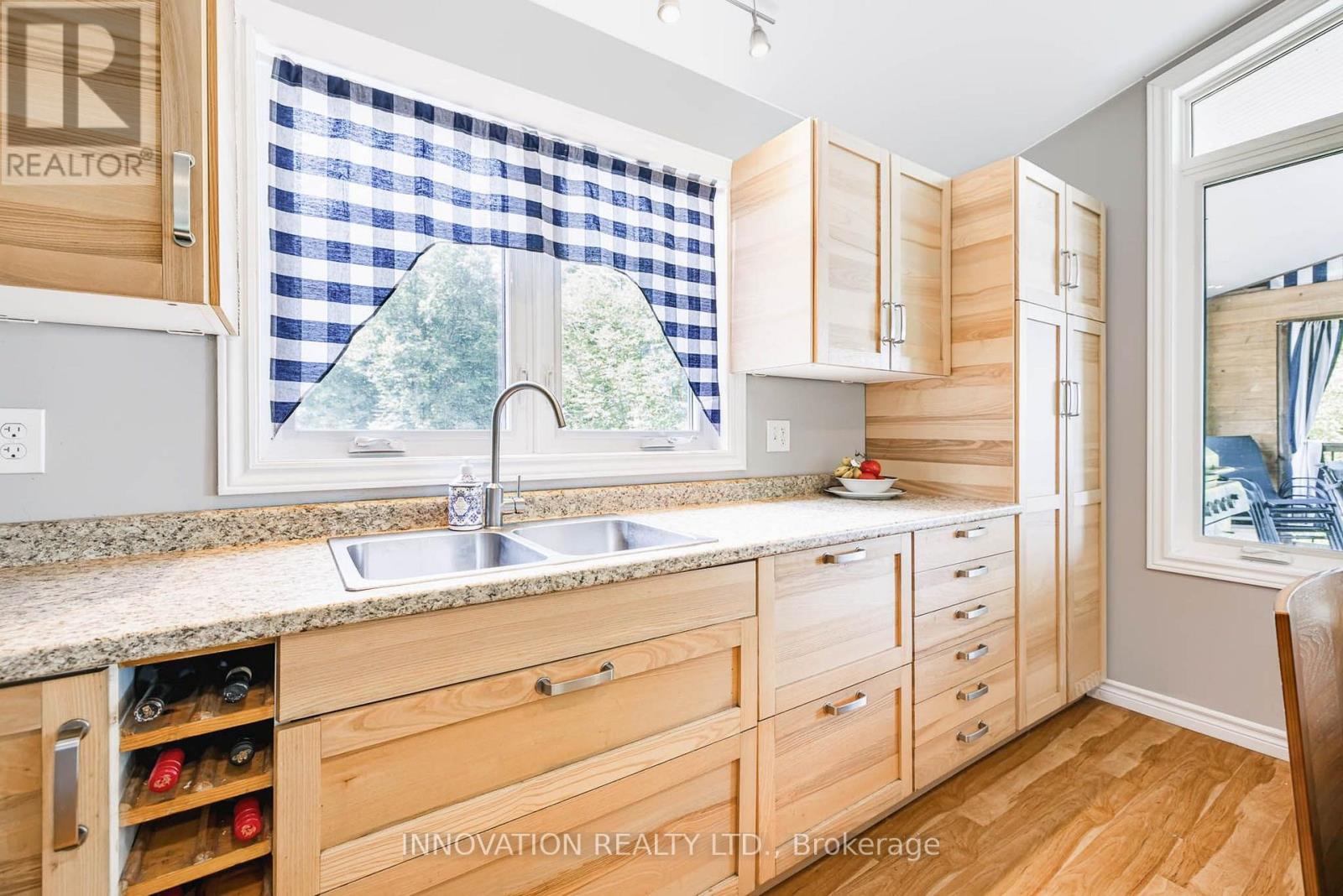 Thumbnail 17