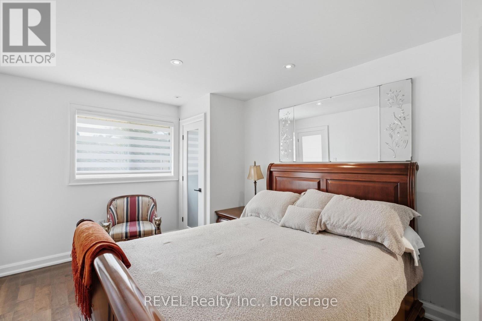 #14 275 PELHAM ROAD - 23
