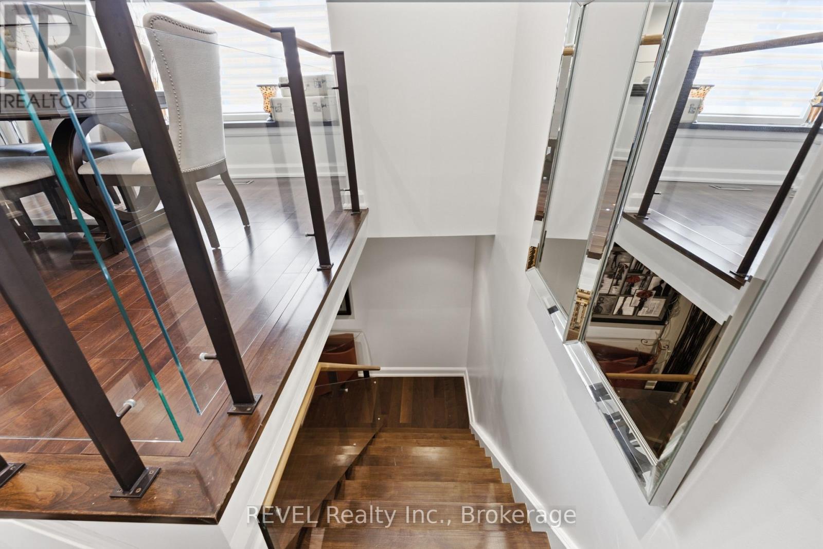 #14 275 PELHAM ROAD - 28