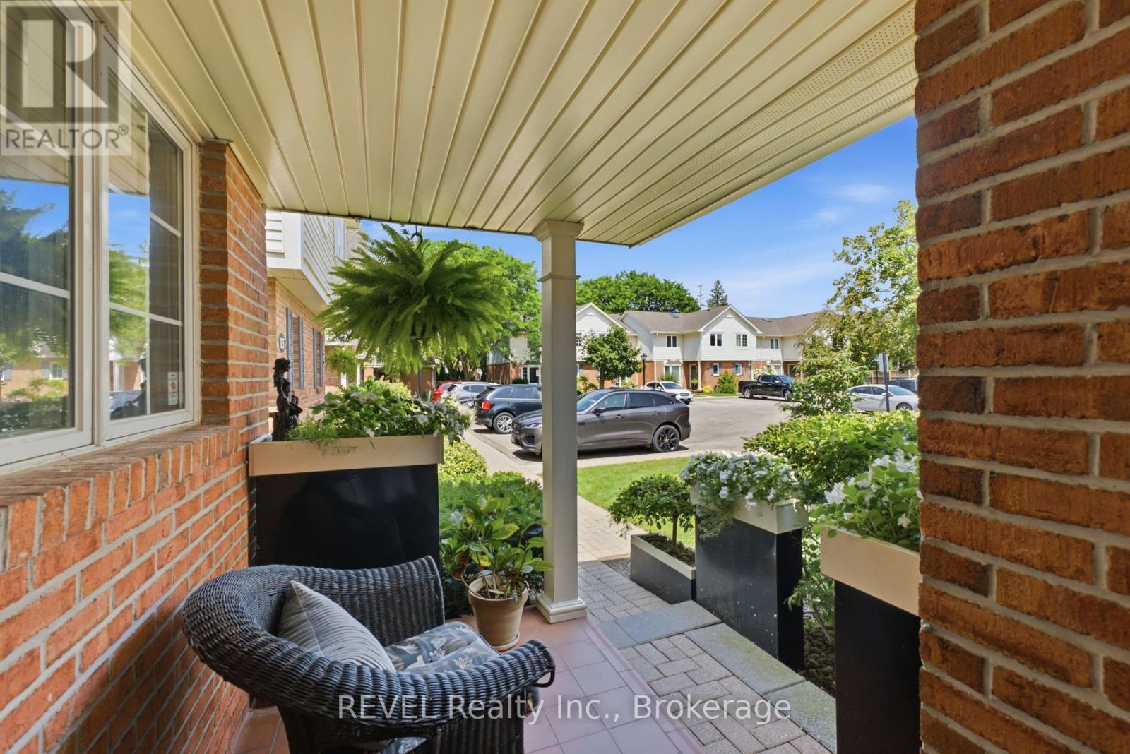 #14 275 PELHAM ROAD - 3