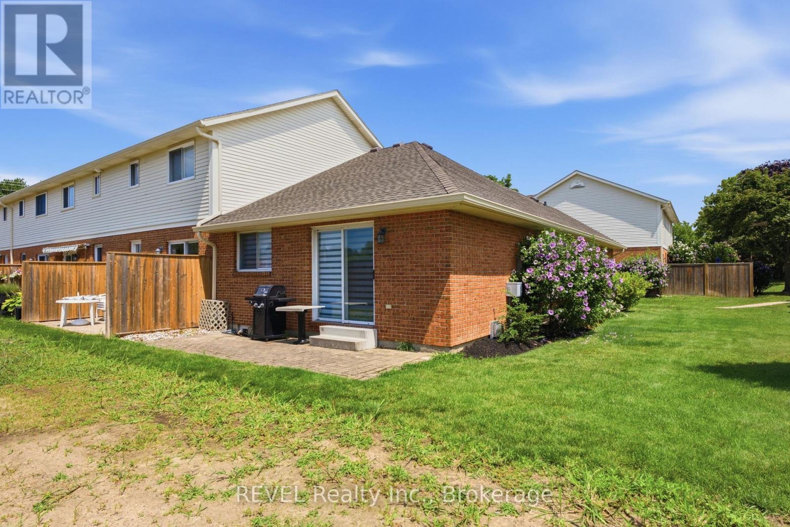 #14 275 PELHAM ROAD - 48