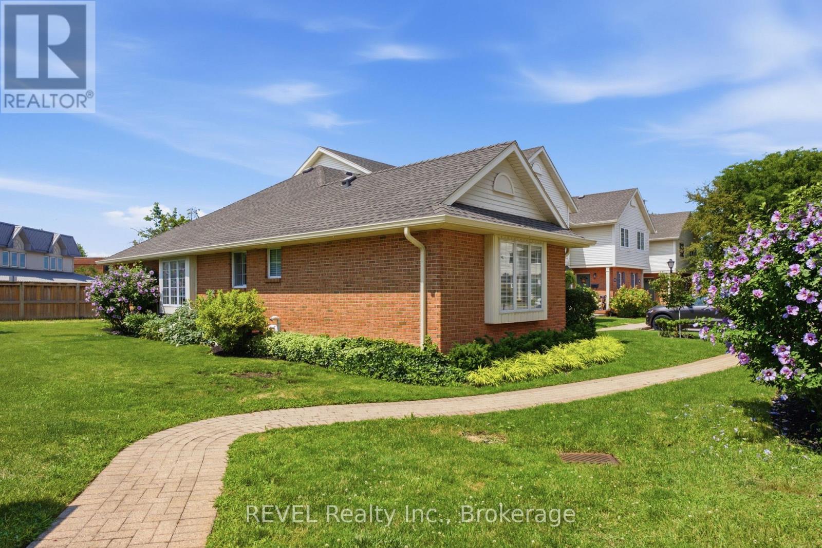 #14 275 PELHAM ROAD - 49