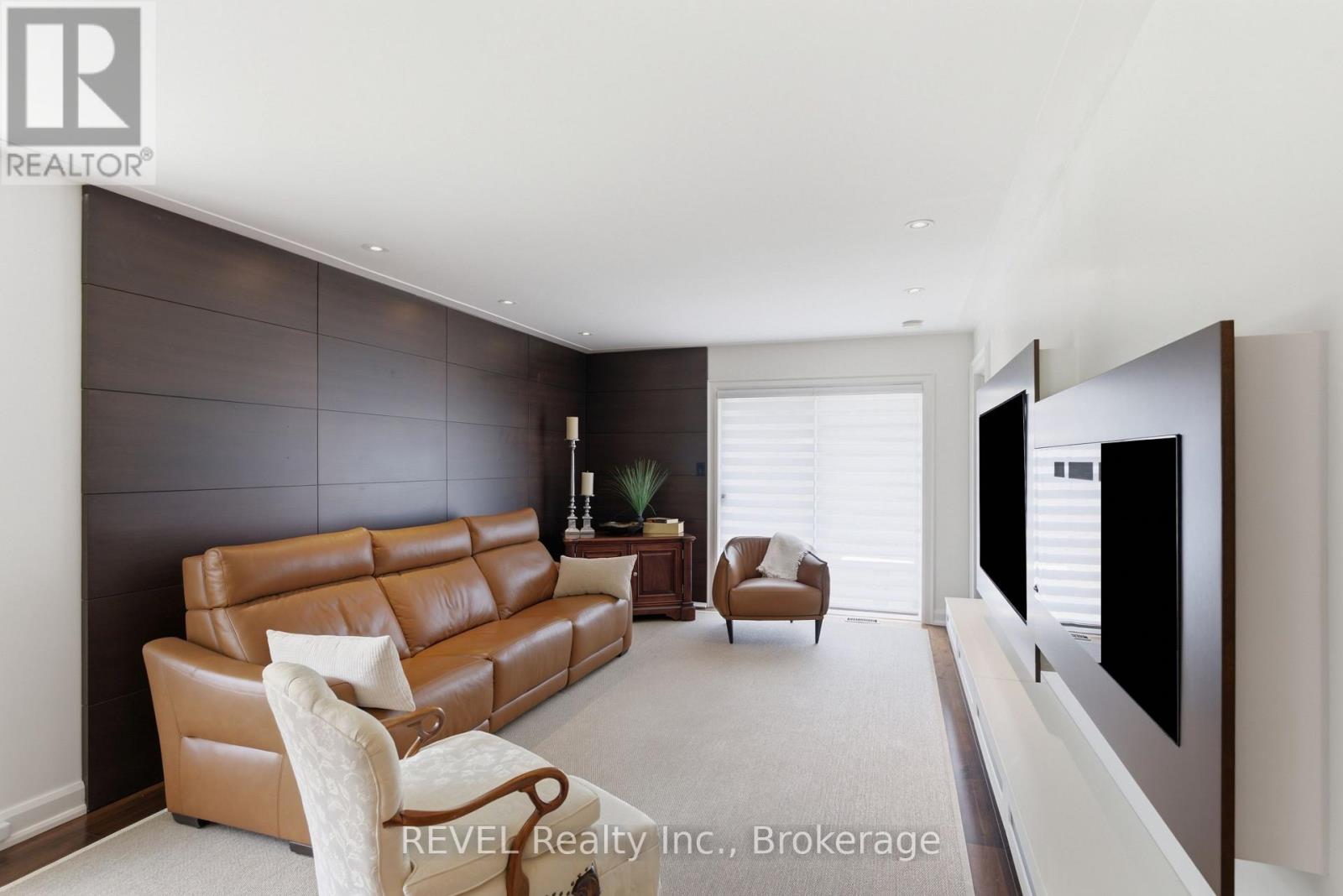 #14 275 PELHAM ROAD - 9