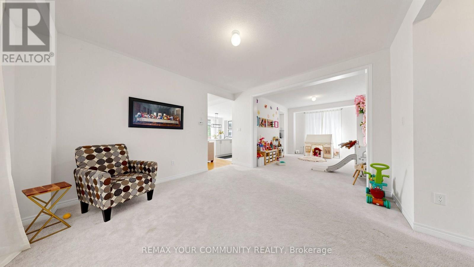 32 BAYCROFT BOULEVARD - 19