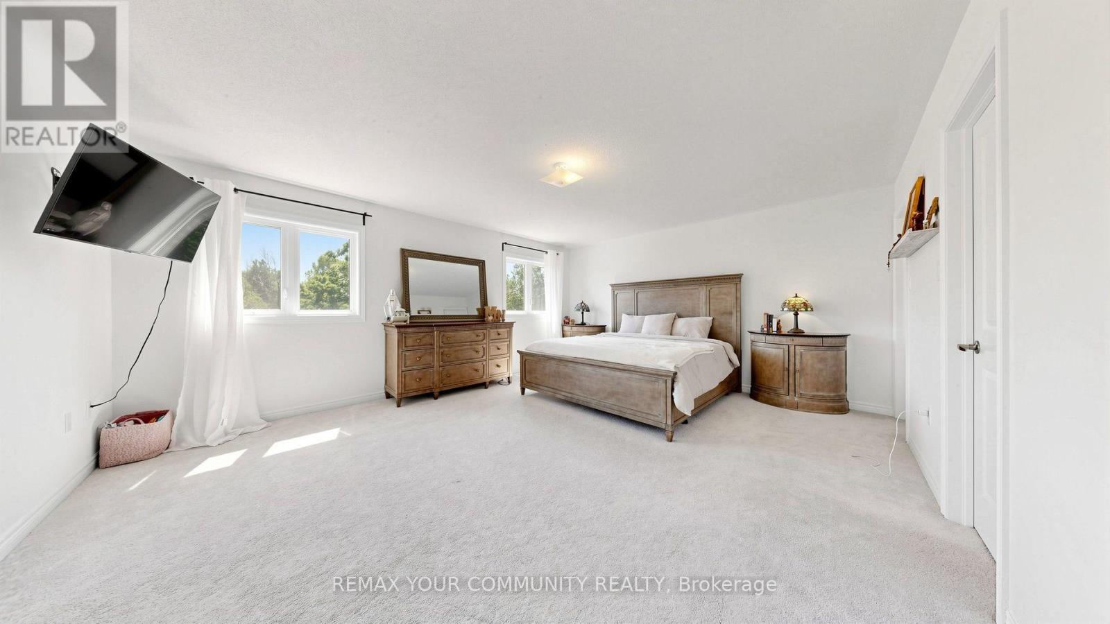 32 BAYCROFT BOULEVARD - Image 32