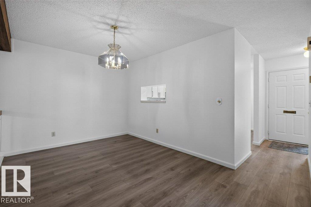 1501 LAKESIDE GR - 17