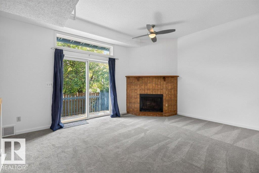 1501 LAKESIDE GR - Image 19