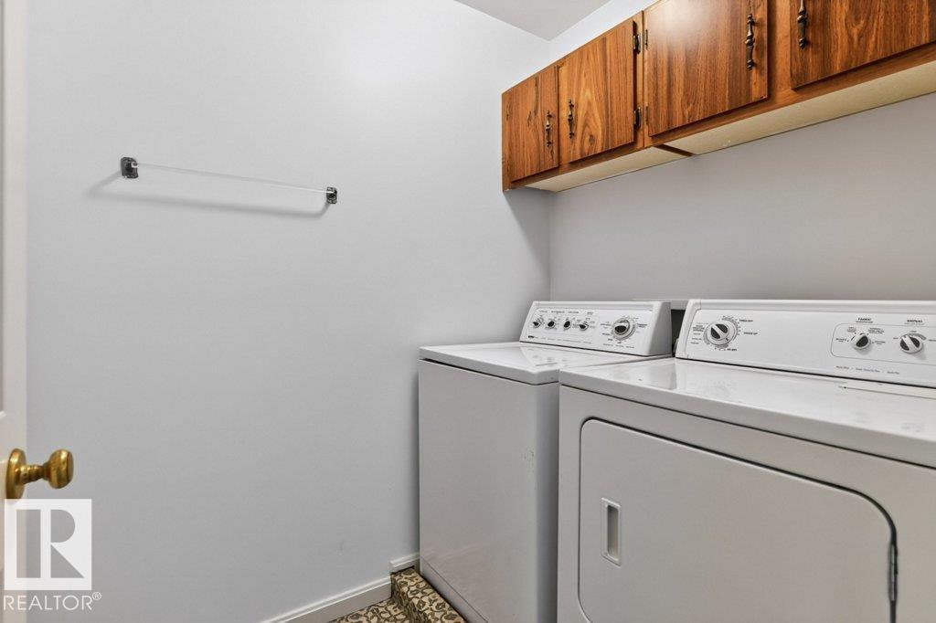 1501 LAKESIDE GR - Image 40