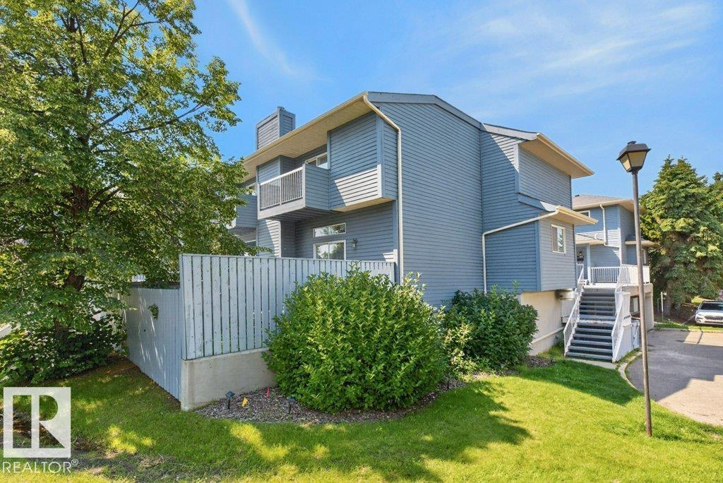 1501 LAKESIDE GR - 45