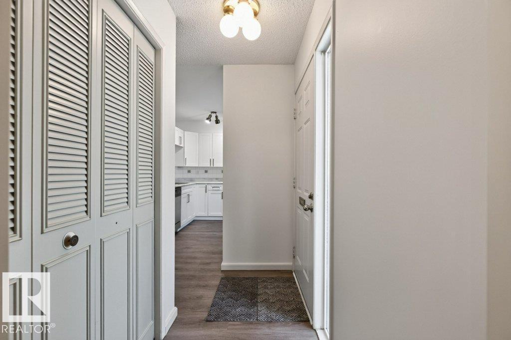 1501 LAKESIDE GR - 6