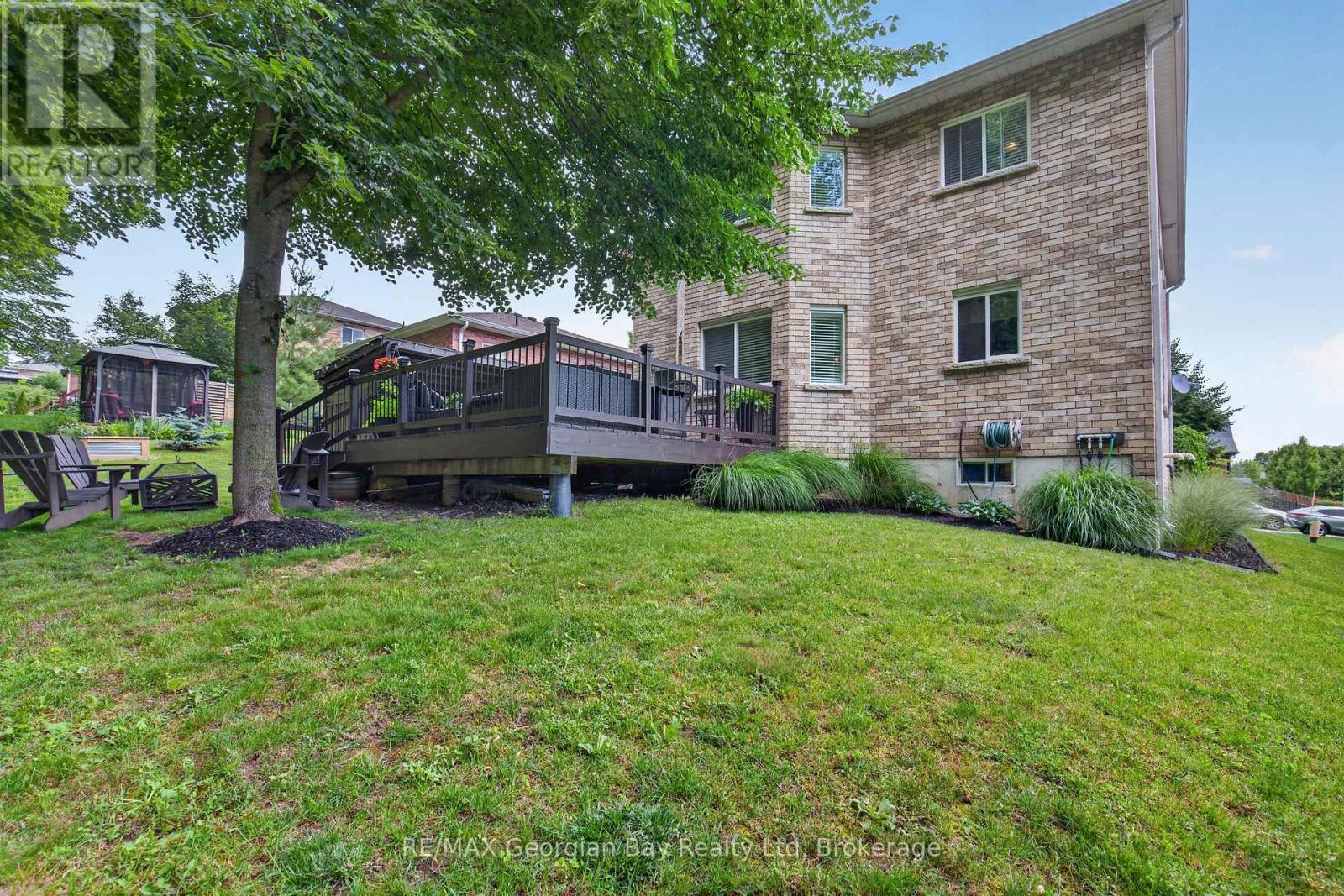 400 KELLER DRIVE - 40