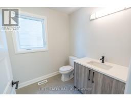 Primary Bedroom - 14 Glenco Road, South Stormont, ON K0C2A0 Photo 6