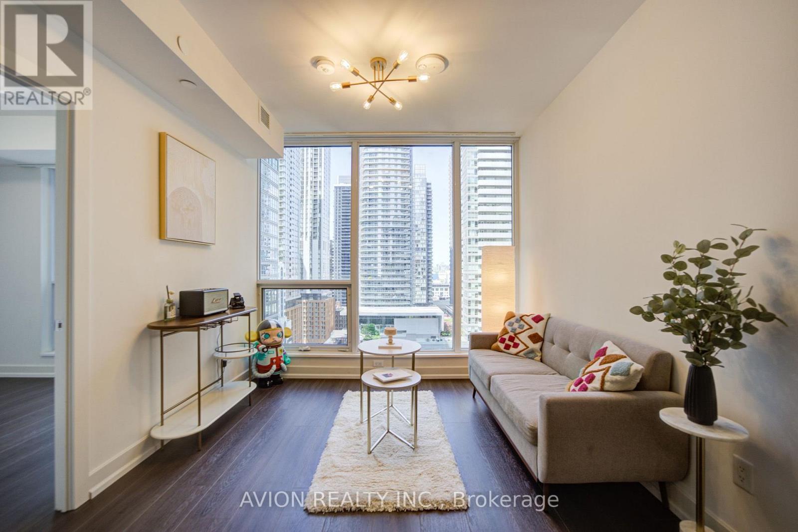 #1605 15 MERCER STREET - 1