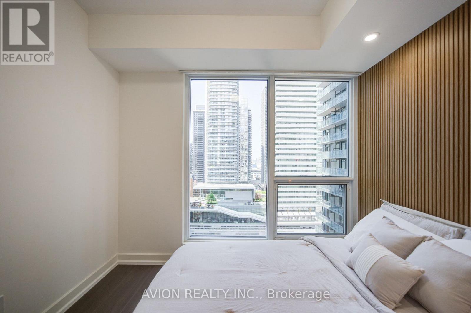 #1605 15 MERCER STREET - 11