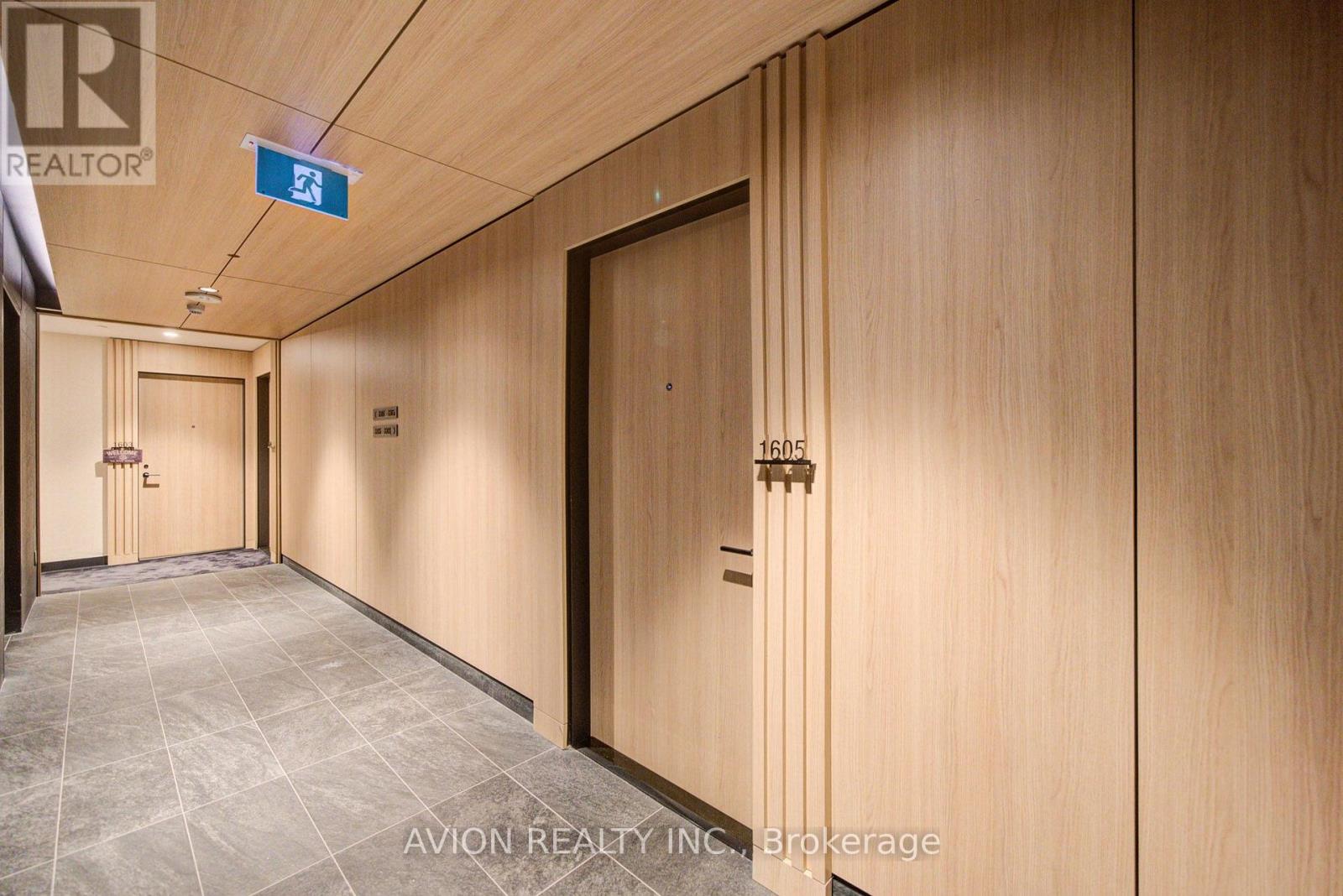 #1605 15 MERCER STREET - 24