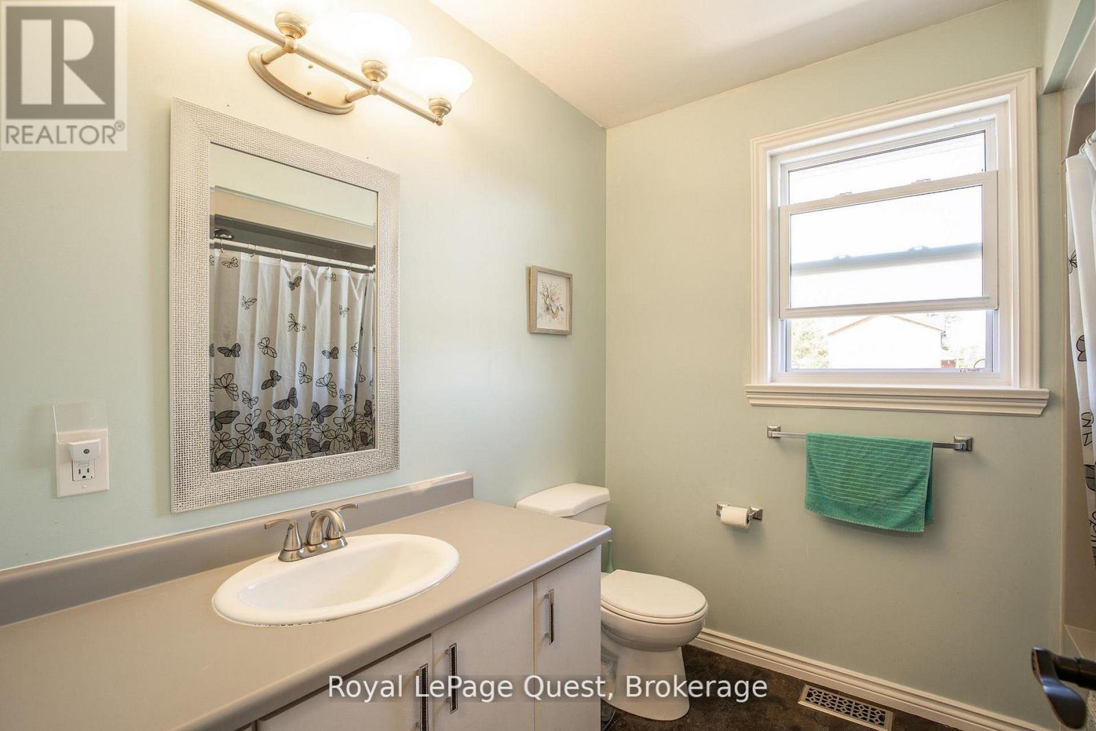 2070 HAWLEY ROAD - Image 22