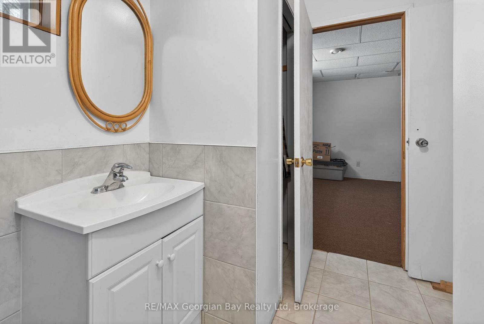 63 LEPAGE DRIVE - 28