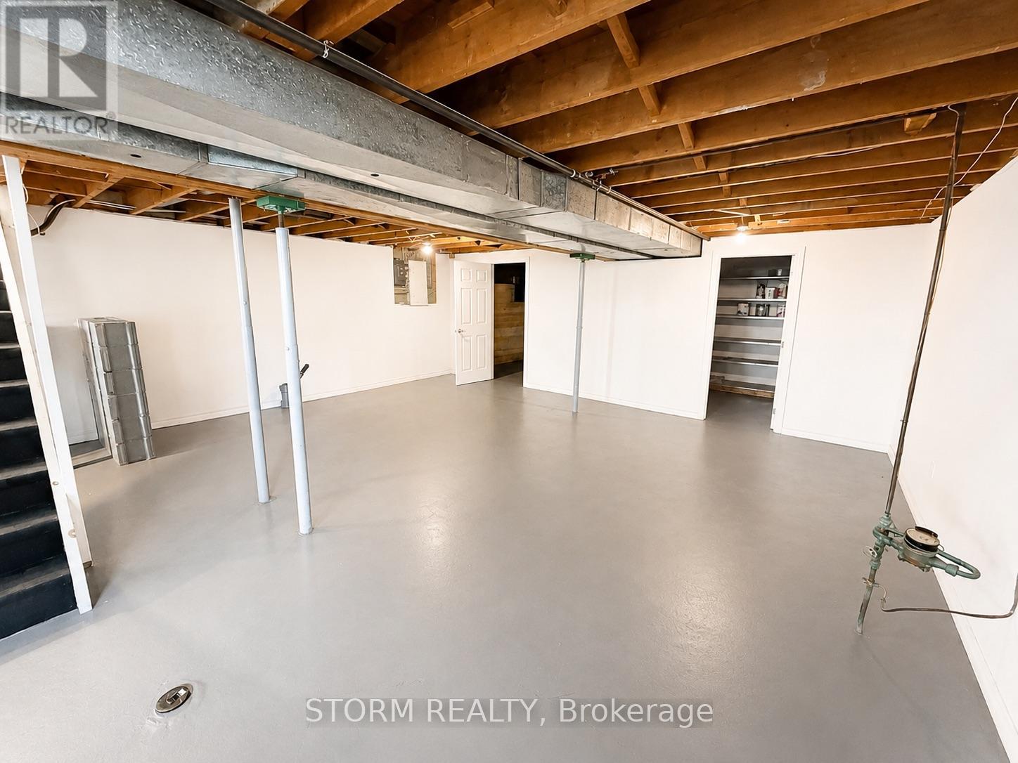 50 SANTA CRUZ DRIVE - 33