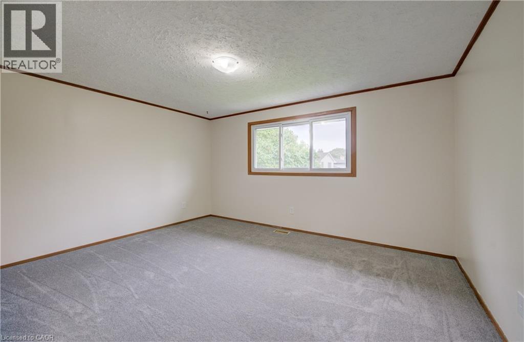 75 BALMORAL Drive - Image 12
