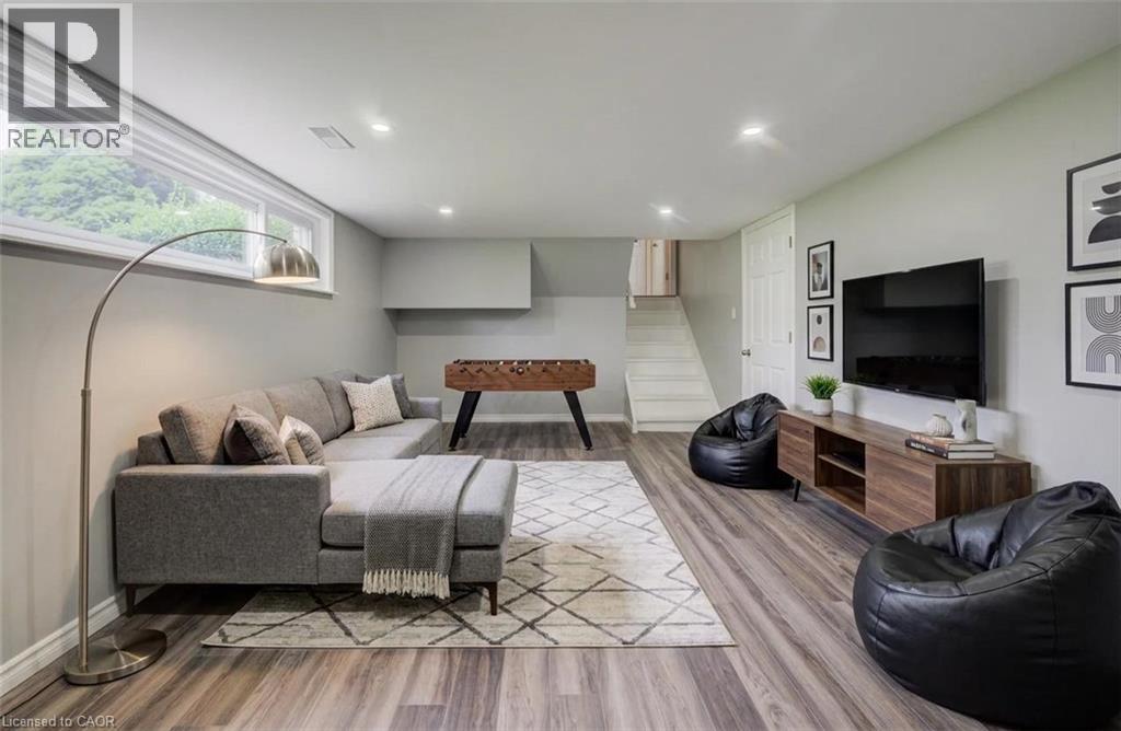 75 BALMORAL Drive - Image 22