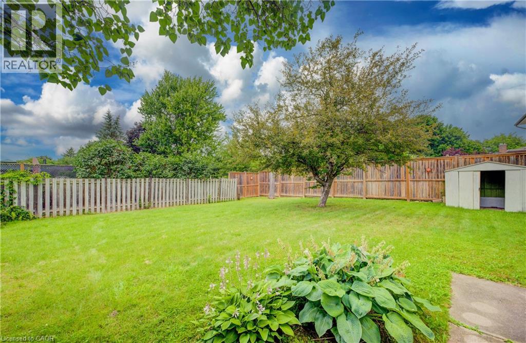 75 BALMORAL Drive - Image 25