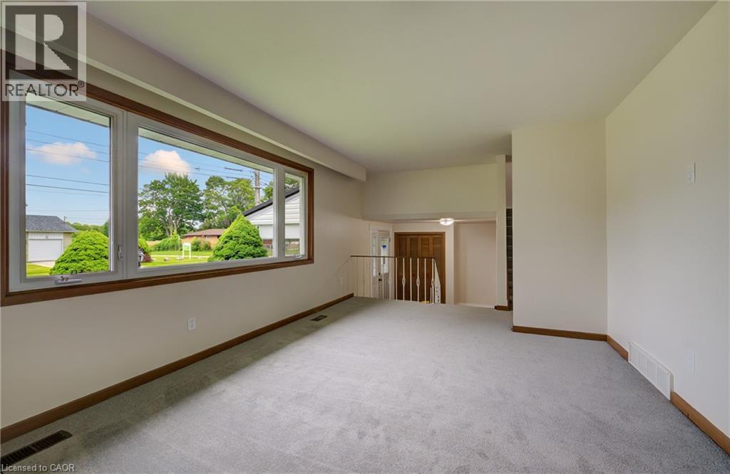 75 BALMORAL Drive - Image 5