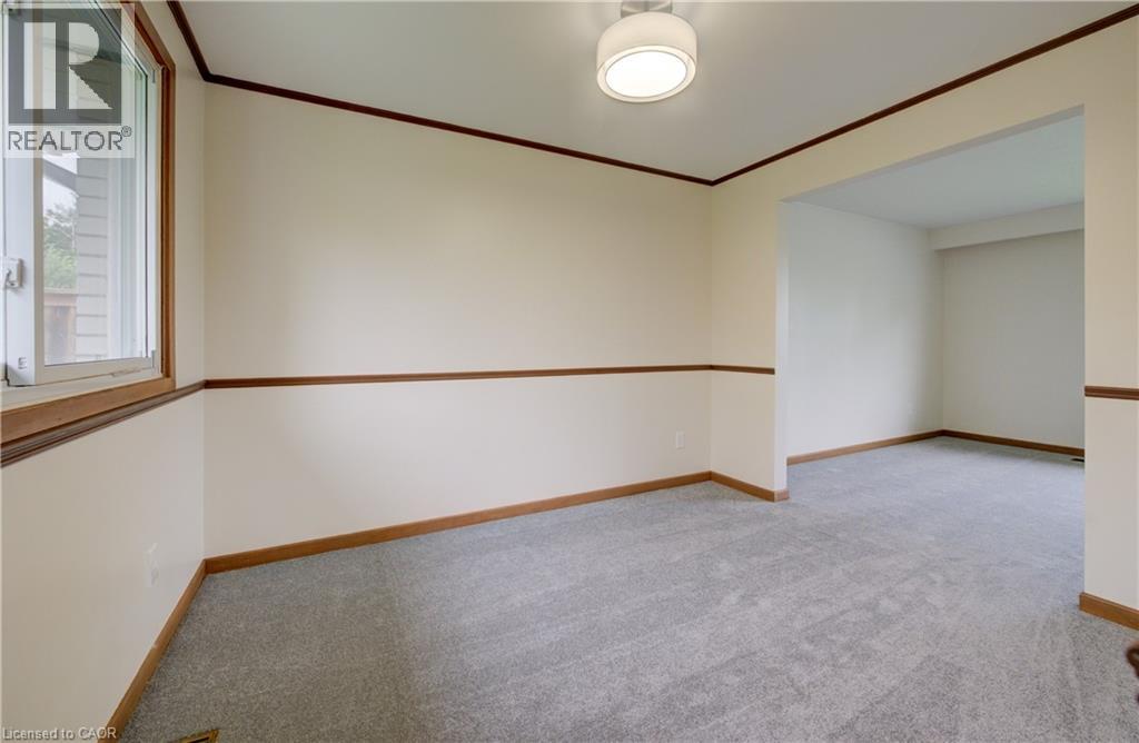 75 BALMORAL Drive - Image 8