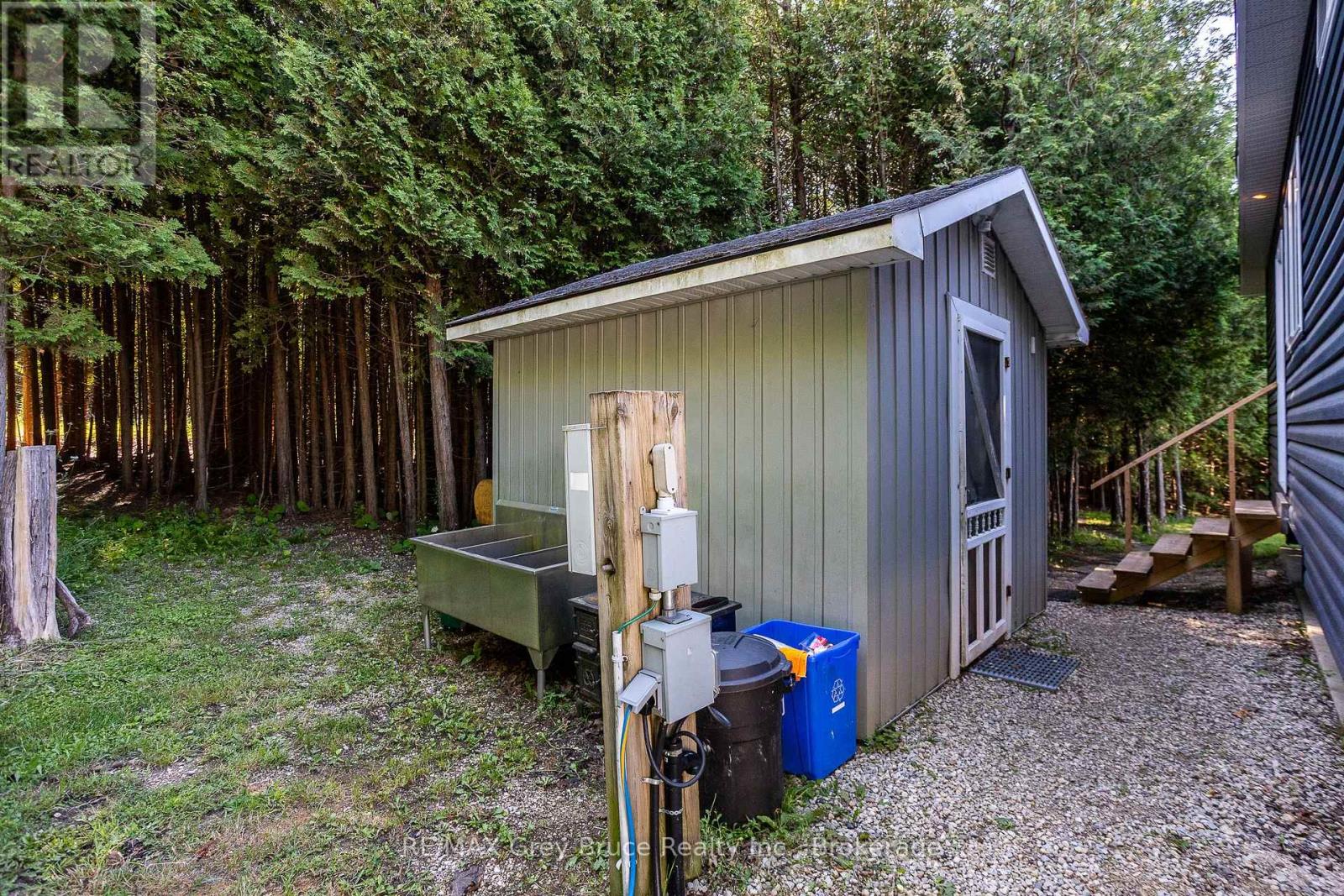 563878 HOLLAND GLENELG TOWNLINE - 23