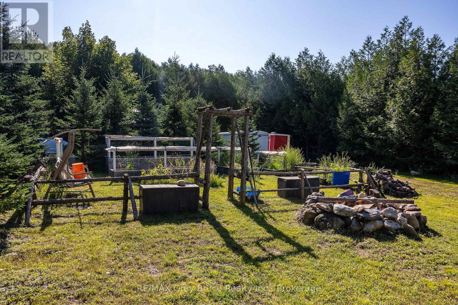 563878 HOLLAND GLENELG TOWNLINE - 27