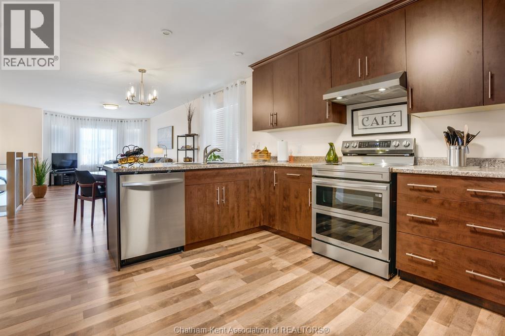 60 Manning DRIVE - Image 14