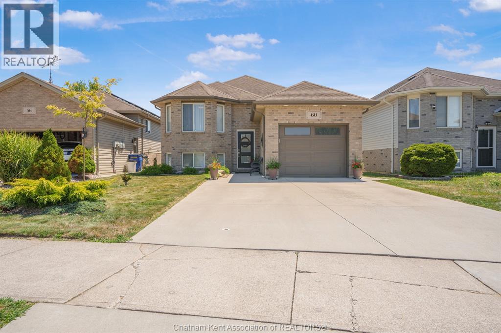 60 Manning DRIVE - 2