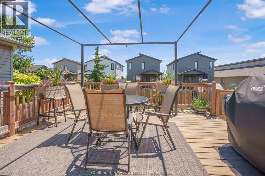 60 Manning DRIVE - Image 44